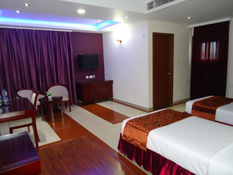 Hotel Hiton Perintalmanna Εξωτερικό φωτογραφία
